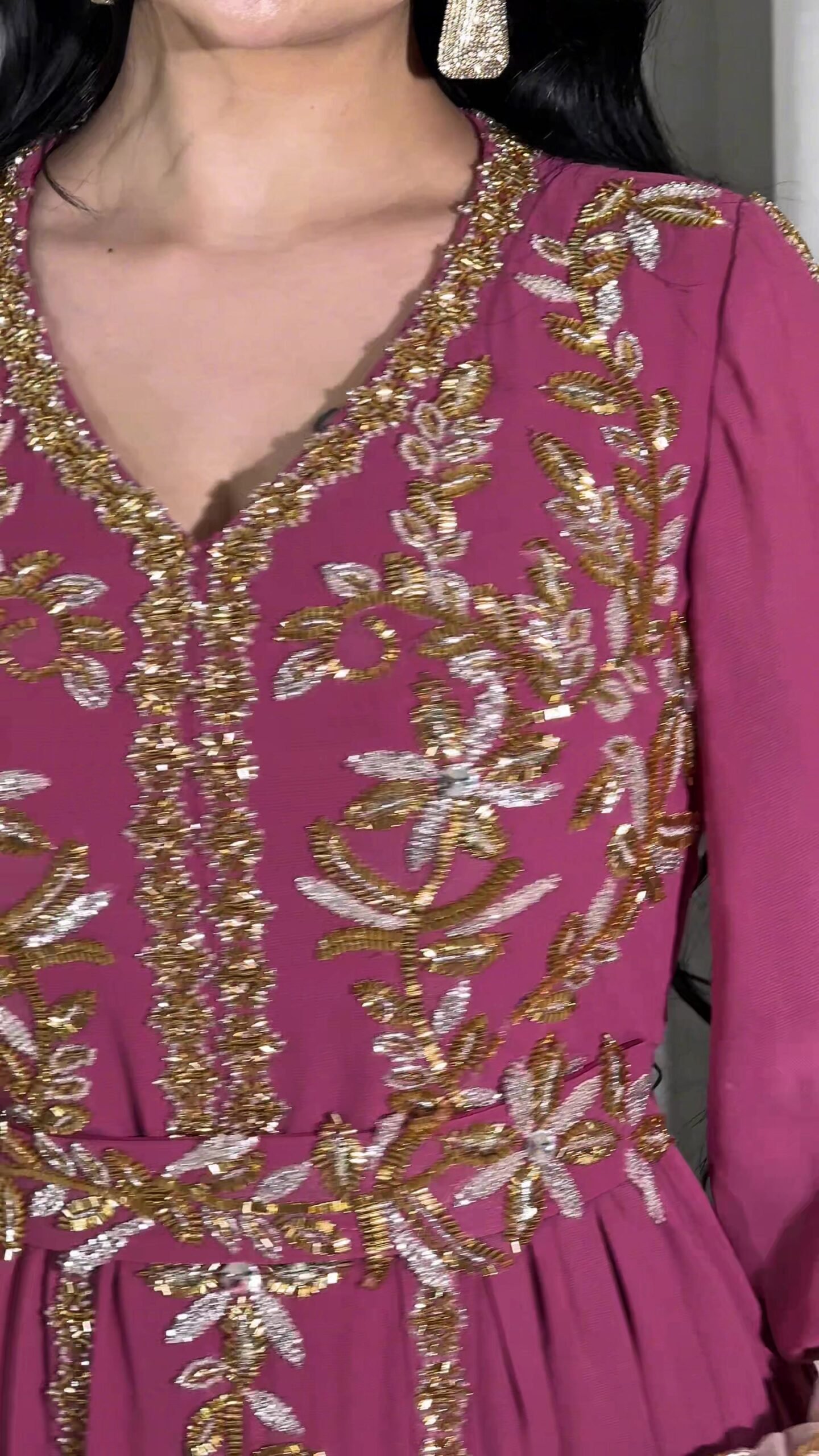 Evening dress - الصورة 4