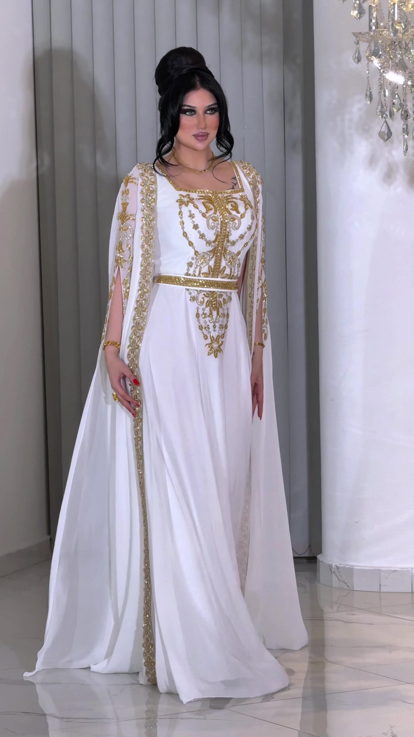 Evening dress - الصورة 5