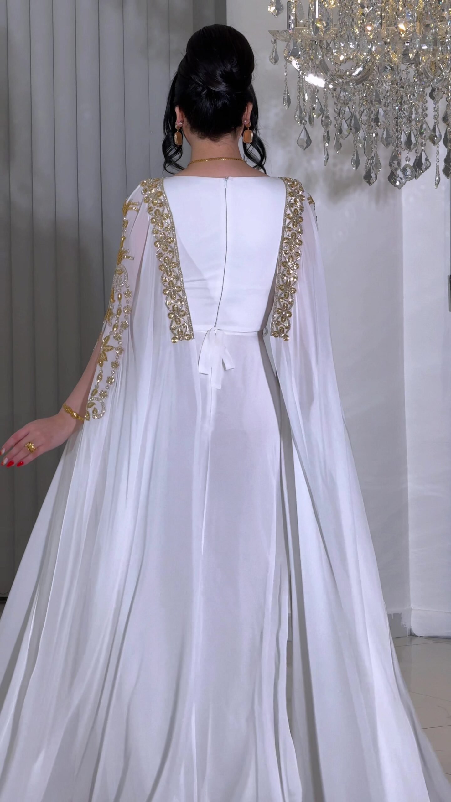 Evening dress - الصورة 2