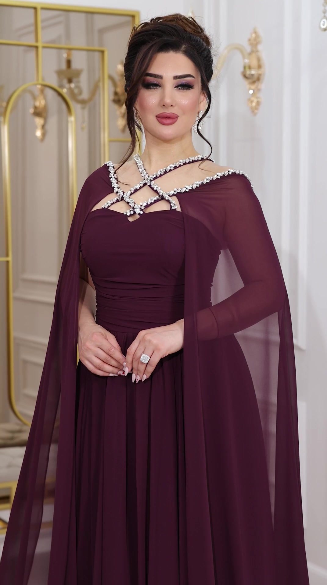 EVENING DRESS - الصورة 3